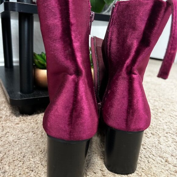 YOKI Kaylan cranberry velvety heeled boots, size 8.5 - Picture 3 of 9